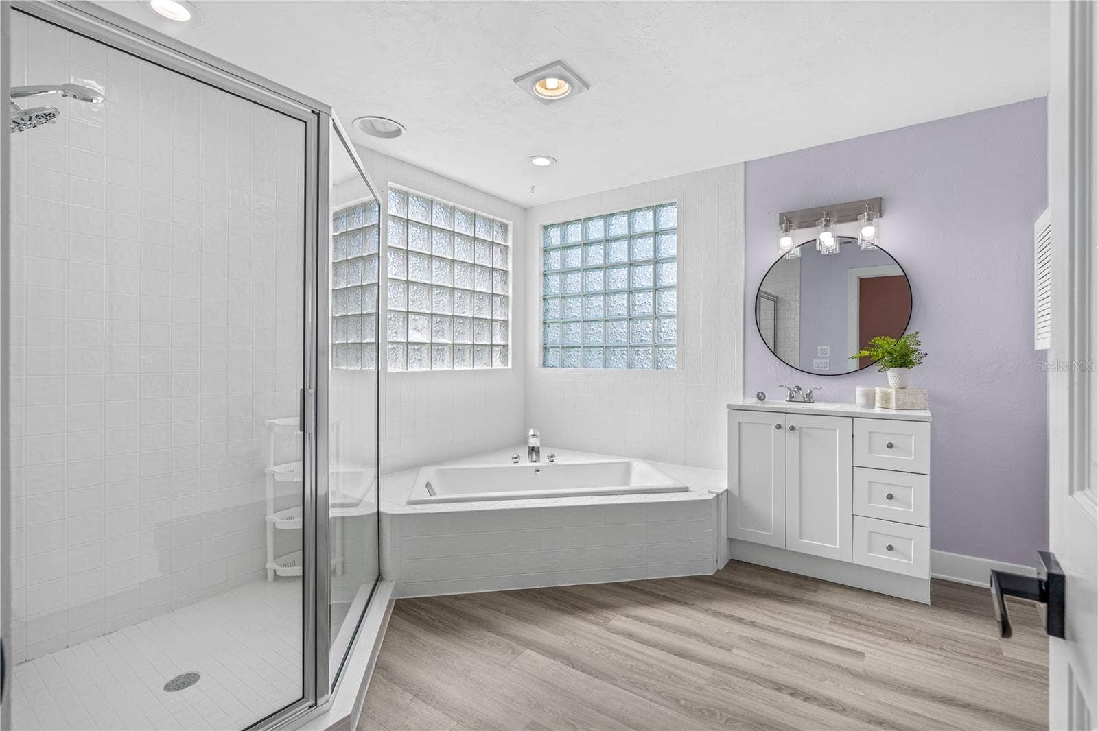 57 BAY POINTE DRIVE, Ormond Beach, FL 32174 57 BAY POINTE DRIVE, Ormond Beach, FL 32174