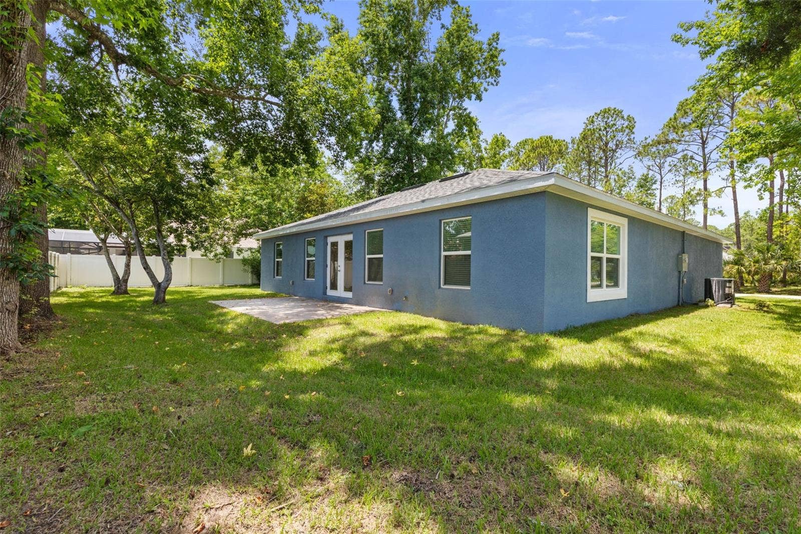 28 WOODSTON LANE, Palm Coast, FL 32164 28 WOODSTON LANE, Palm Coast, FL 32164
