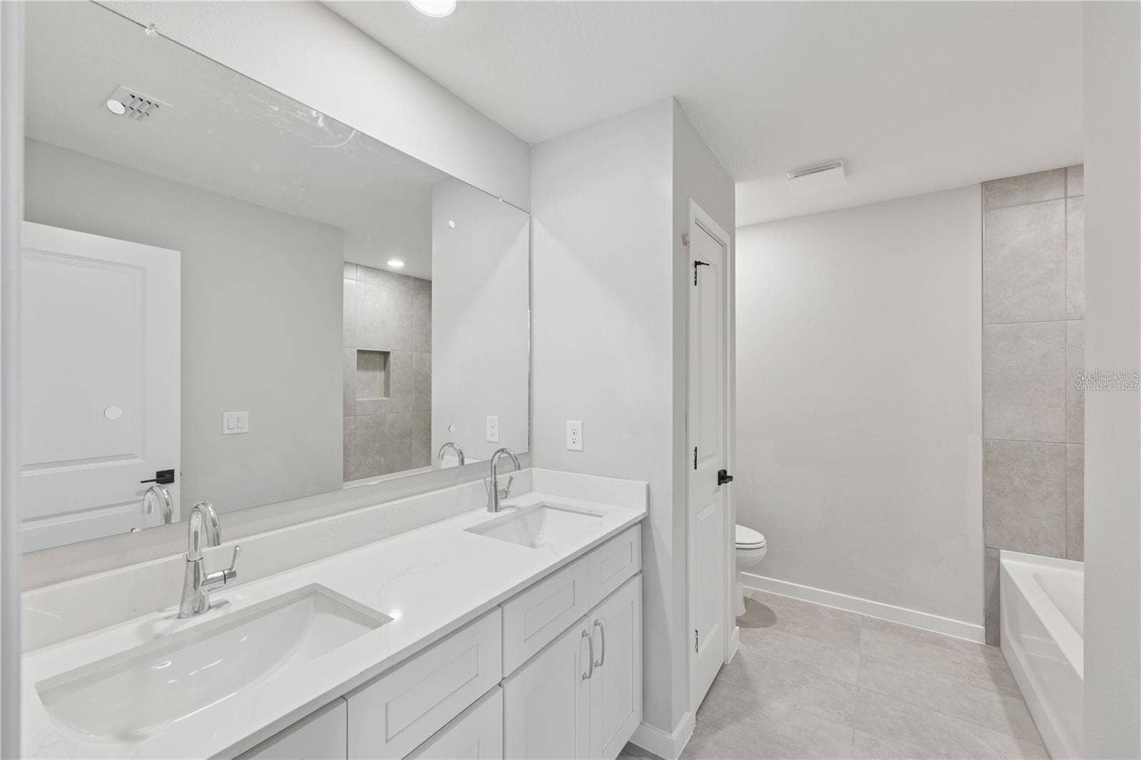 Photos are of same model with similiar finishes.