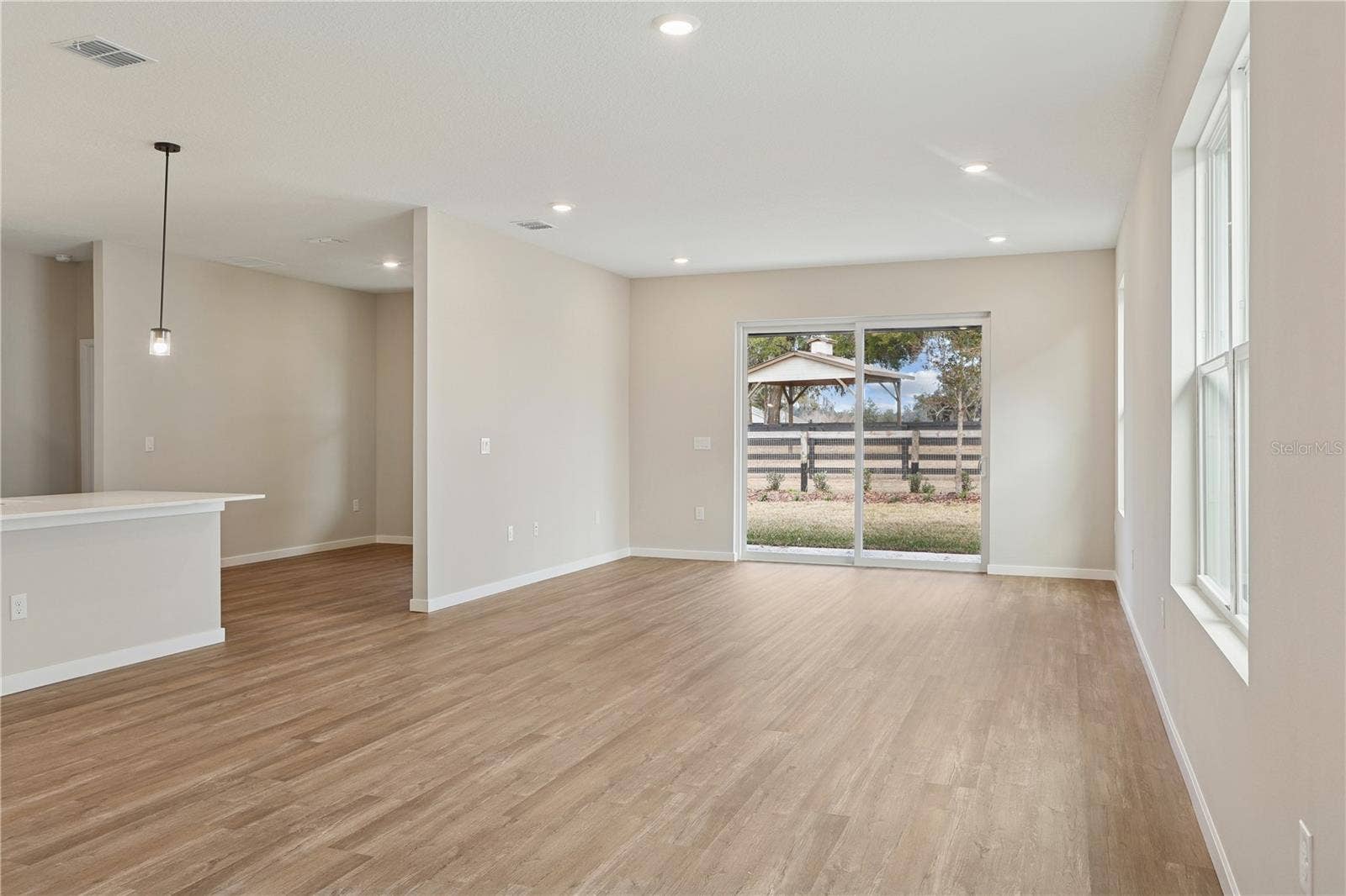 Photos are of same model with similiar finishes