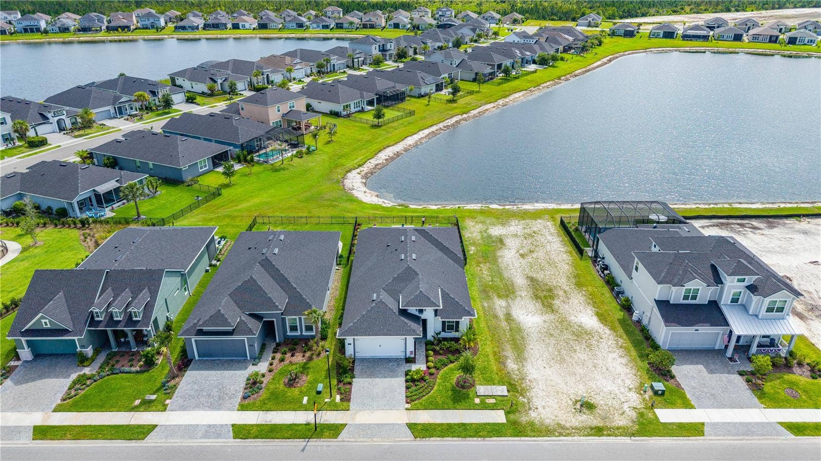 268 MOSAIC BOULEVARD, Daytona Beach, FL 32124