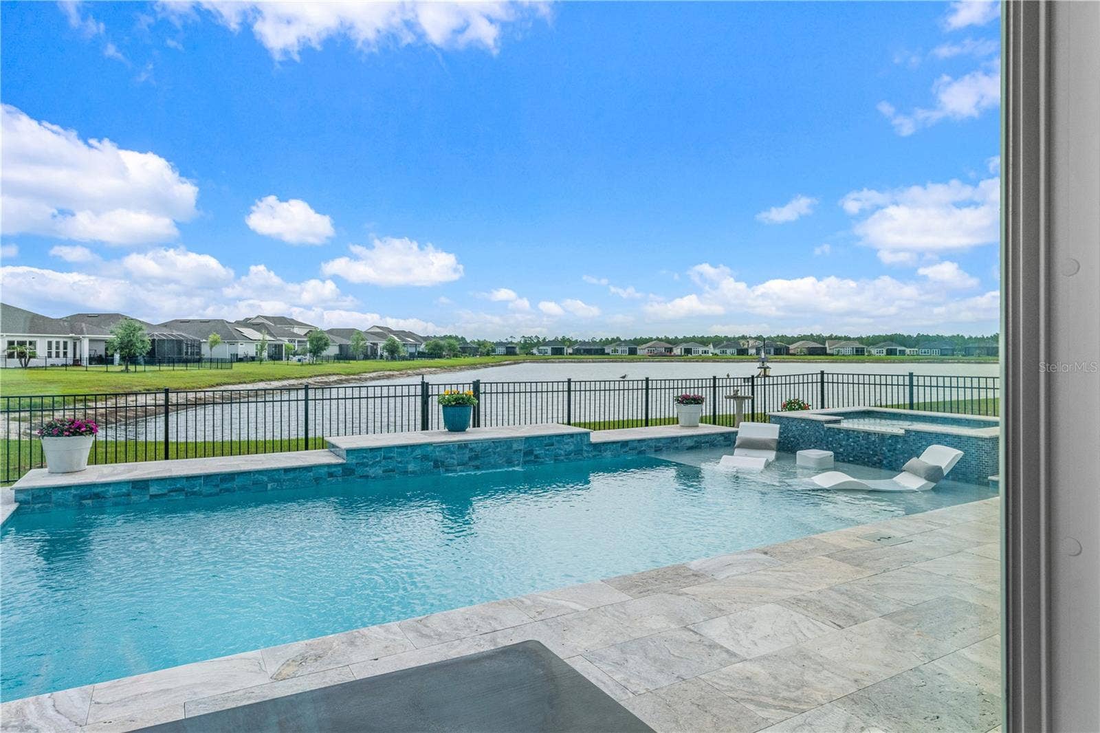 268 MOSAIC BOULEVARD, Daytona Beach, FL 32124