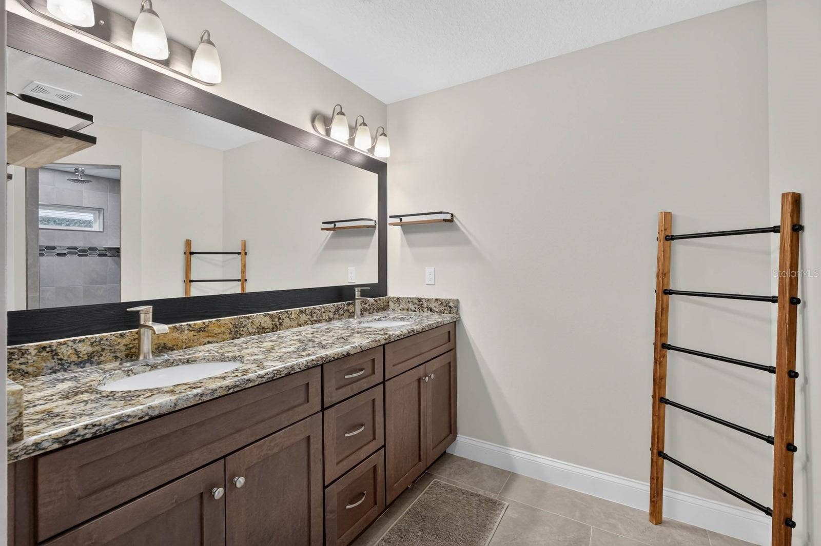 5 LYNTON PLACE, Palm Coast, FL 32137