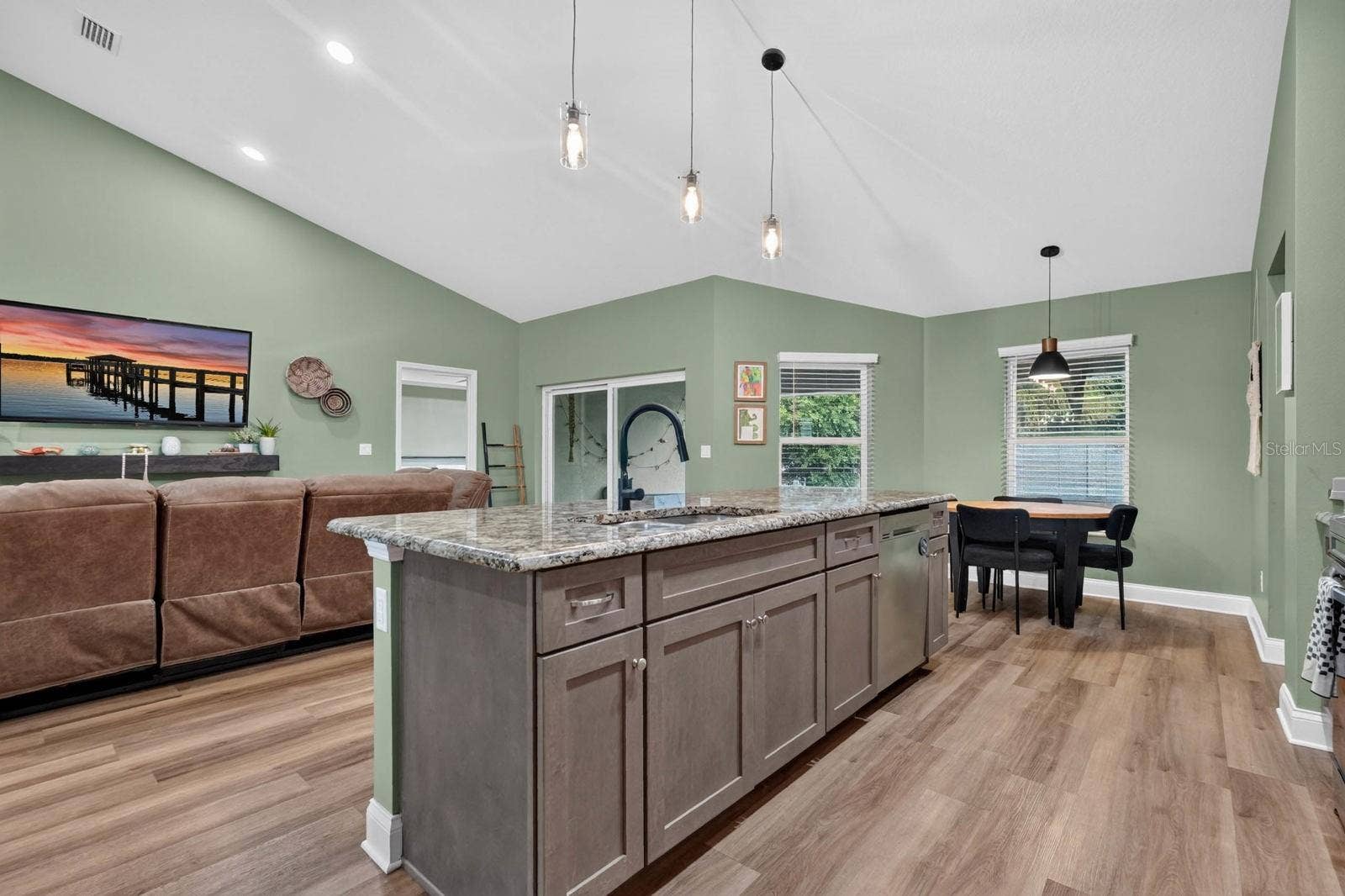 5 LYNTON PLACE, Palm Coast, FL 32137
