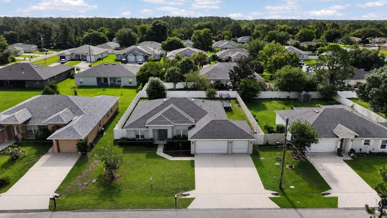 5 LYNTON PLACE, Palm Coast, FL 32137