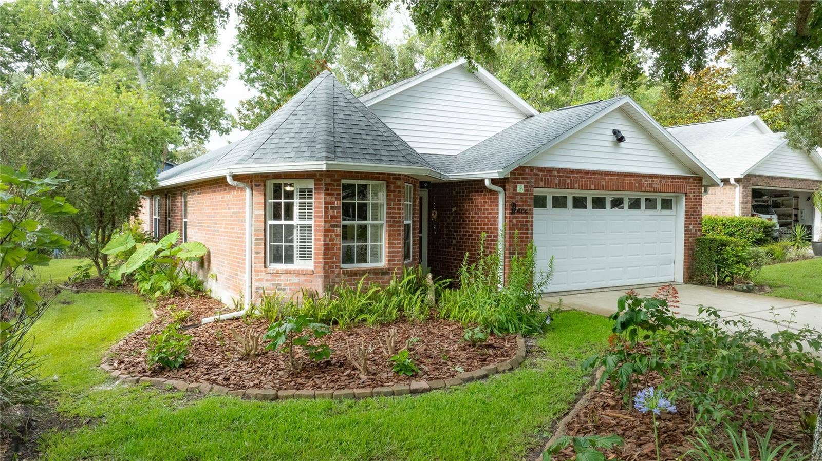 18 OAK VILLAGE DRIVE, Ormond Beach, FL 32174