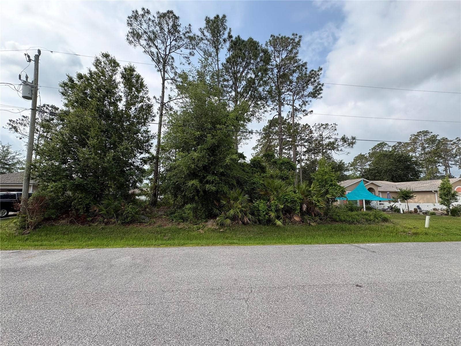 21 RENFRO LANE, Palm Coast, FL 32164 21 RENFRO LANE, Palm Coast, FL 32164