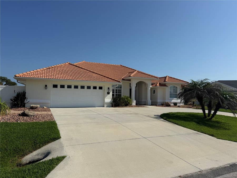 Property photo for 17 CRAZY HORSE COURT, Palm Coast, FL