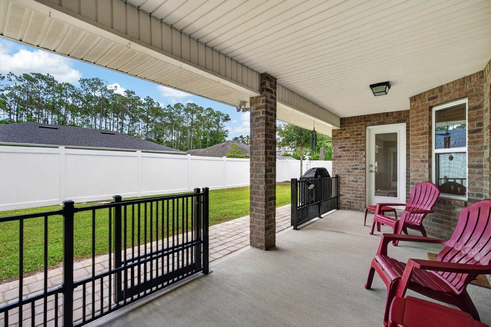 24 LINCOLN LANE, Palm Coast, FL 32137 24 LINCOLN LANE, Palm Coast, FL 32137