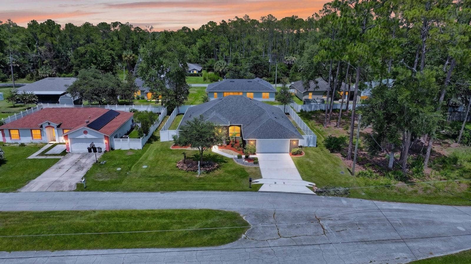 24 LINCOLN LANE, Palm Coast, FL 32137 24 LINCOLN LANE, Palm Coast, FL 32137