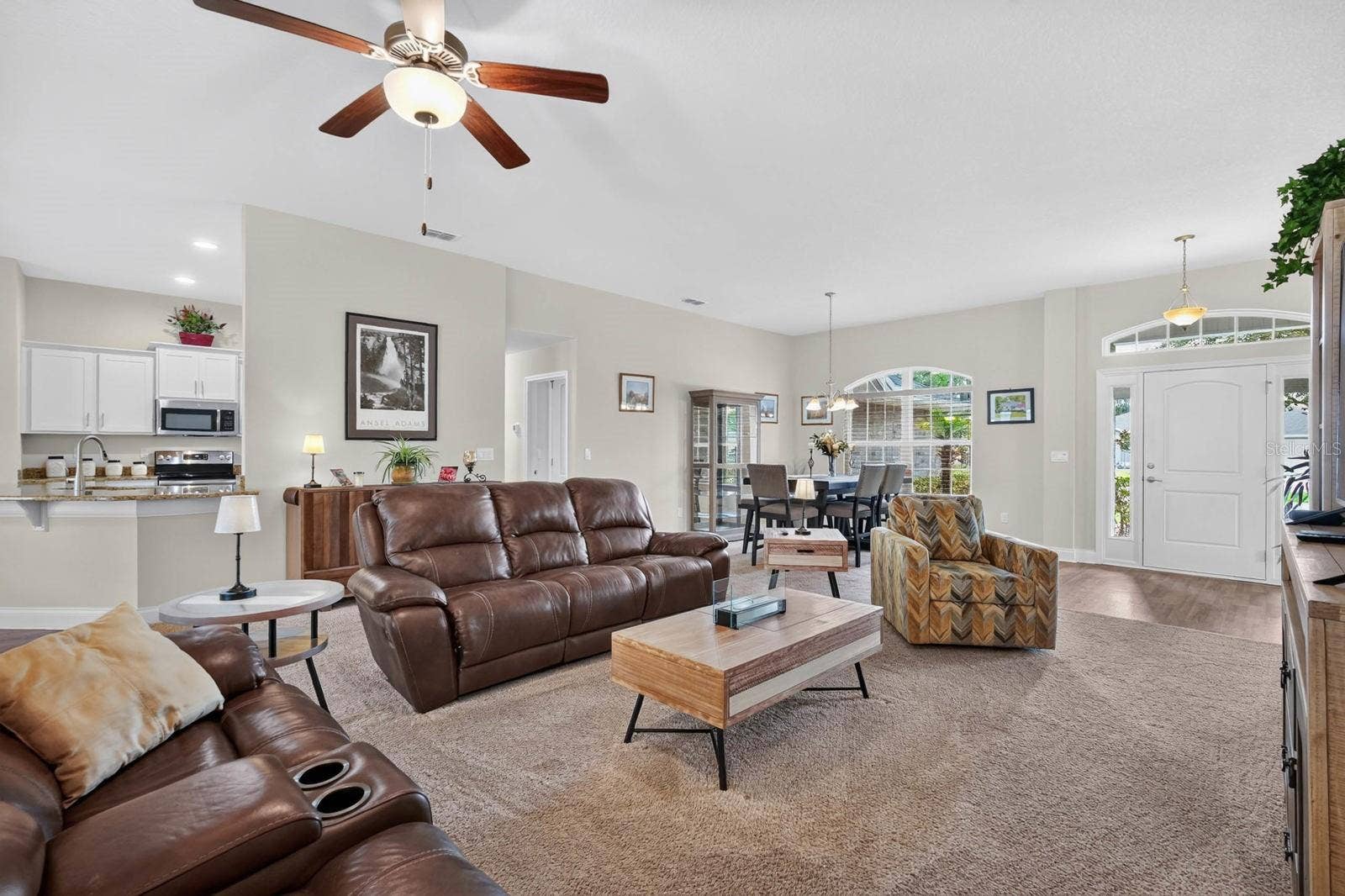 24 LINCOLN LANE, Palm Coast, FL 32137 24 LINCOLN LANE, Palm Coast, FL 32137