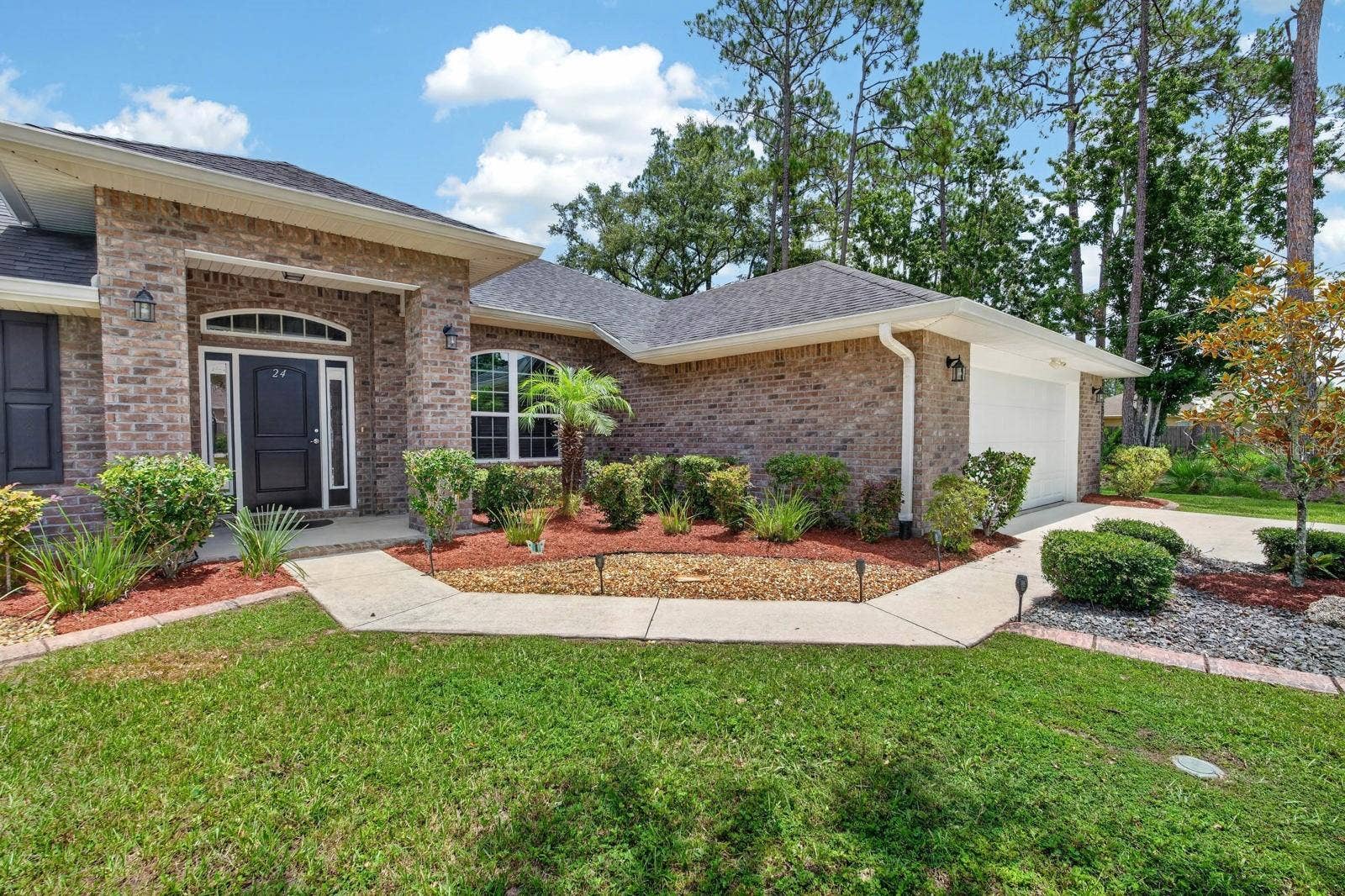 24 LINCOLN LANE, Palm Coast, FL 32137 24 LINCOLN LANE, Palm Coast, FL 32137