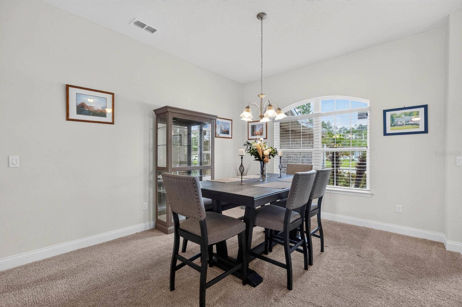 24 LINCOLN LANE, Palm Coast, FL 32137 24 LINCOLN LANE, Palm Coast, FL 32137