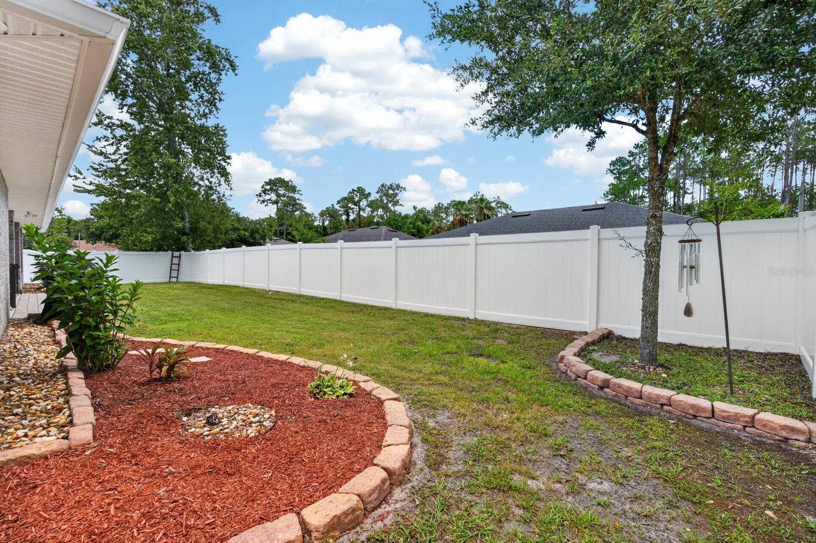 24 LINCOLN LANE, Palm Coast, FL 32137 24 LINCOLN LANE, Palm Coast, FL 32137