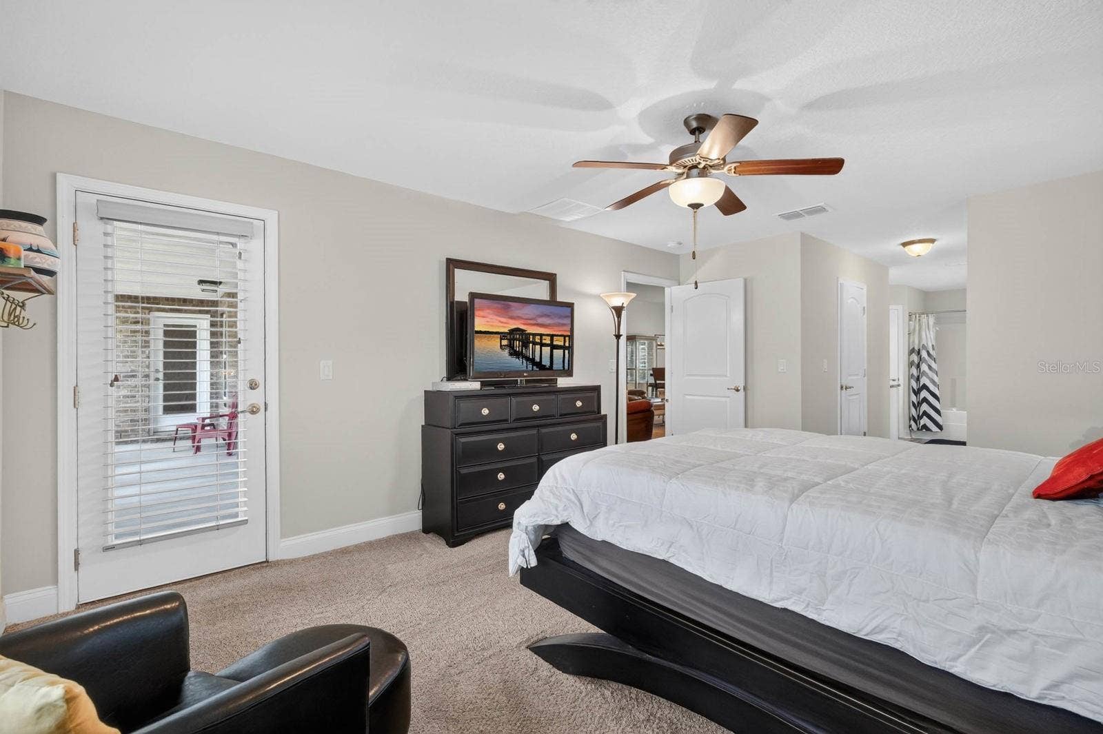 24 LINCOLN LANE, Palm Coast, FL 32137 24 LINCOLN LANE, Palm Coast, FL 32137