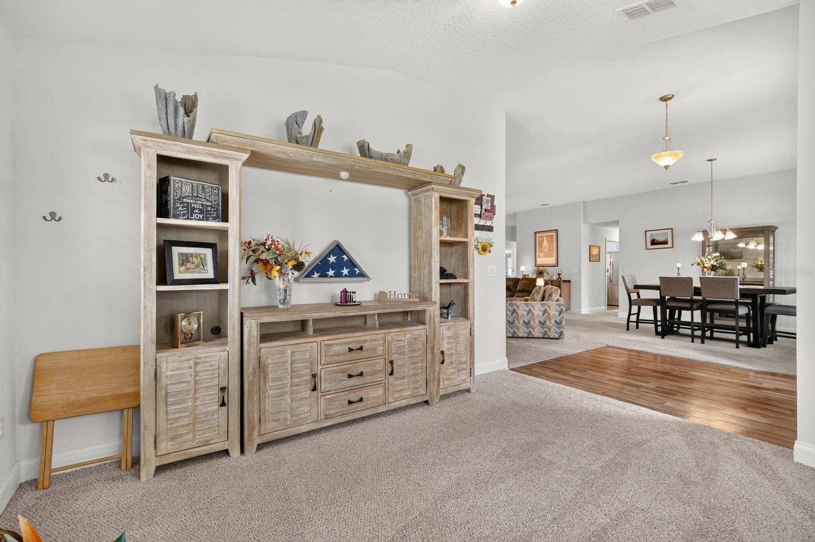 24 LINCOLN LANE, Palm Coast, FL 32137 24 LINCOLN LANE, Palm Coast, FL 32137
