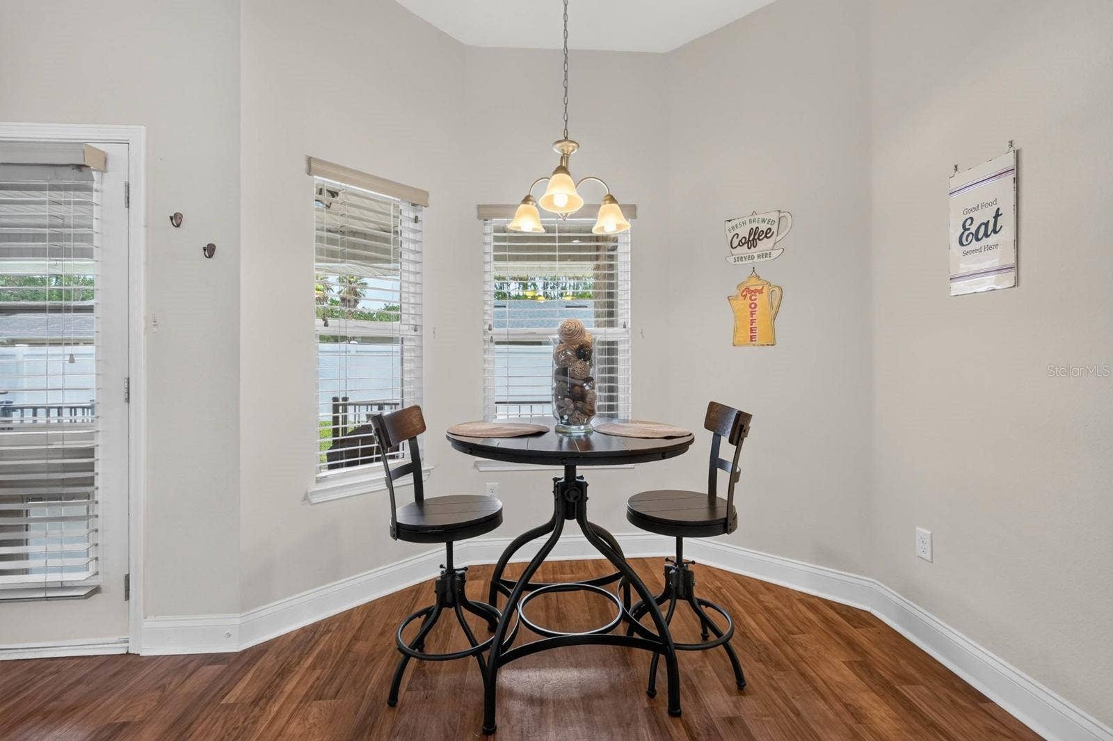 24 LINCOLN LANE, Palm Coast, FL 32137 24 LINCOLN LANE, Palm Coast, FL 32137