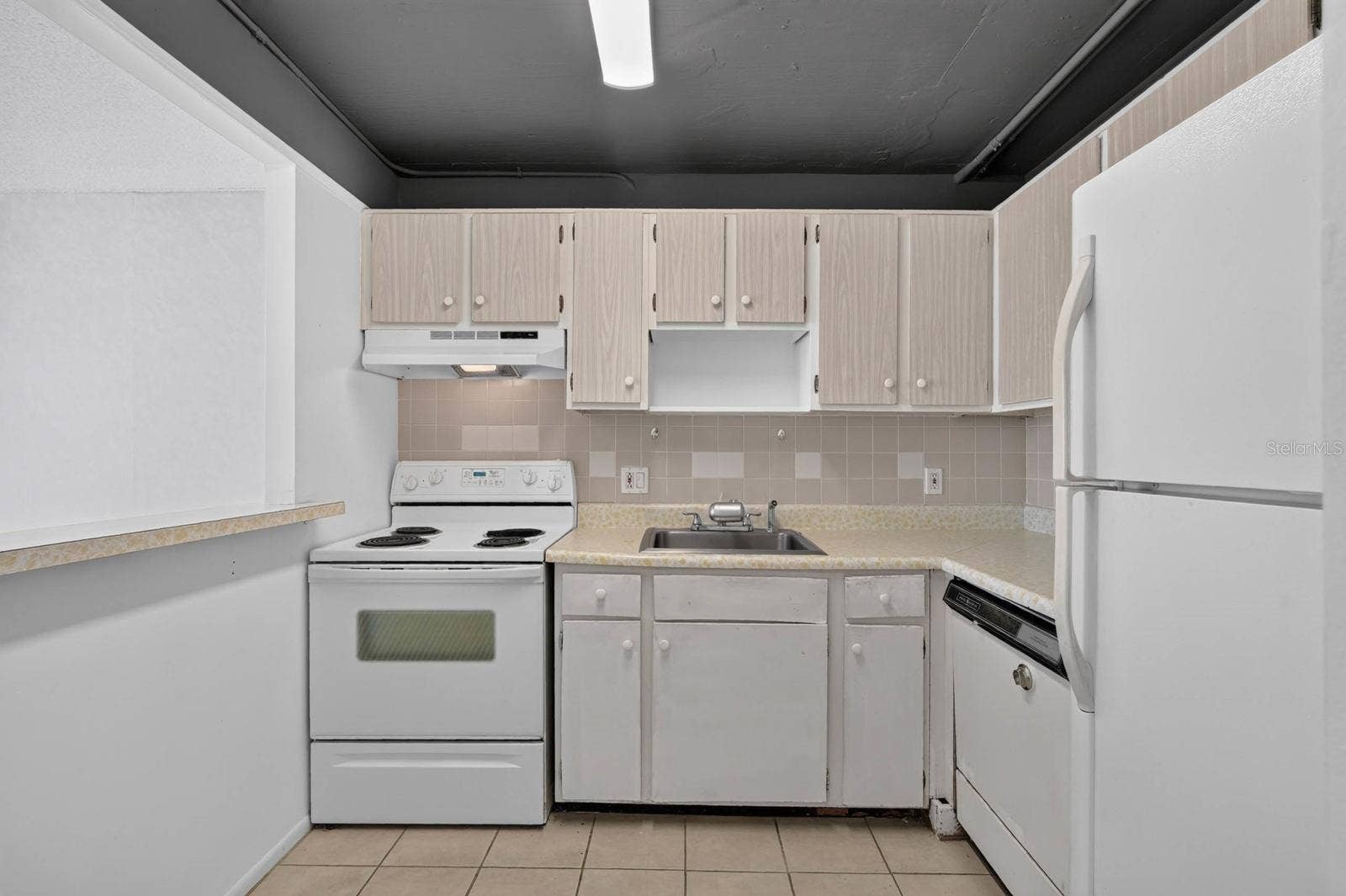 925 N HALIFAX AVENUE, #710, Daytona Beach, FL 32118 925 N HALIFAX AVENUE, #710, Daytona Beach, FL 32118