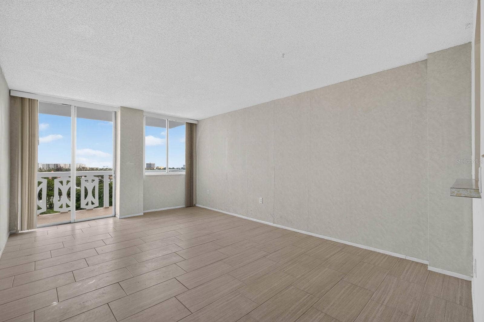 925 N HALIFAX AVENUE, #710, Daytona Beach, FL 32118 925 N HALIFAX AVENUE, #710, Daytona Beach, FL 32118