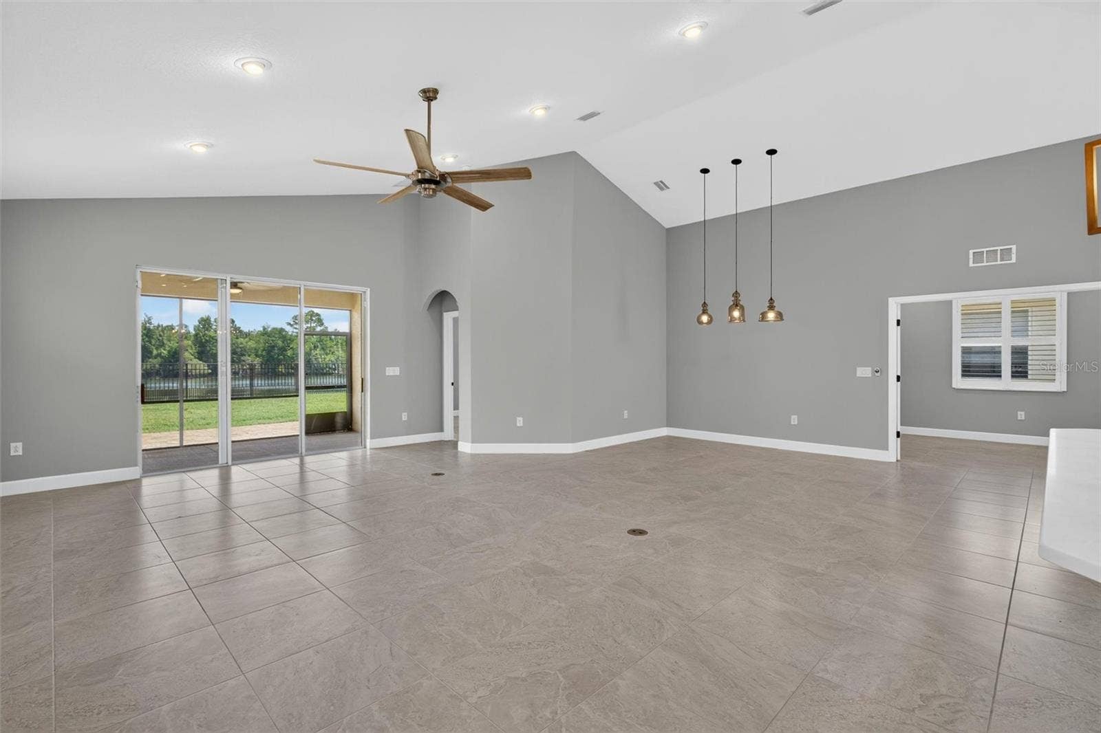 37 LAGOON WAY, Palm Coast, FL 32137 37 LAGOON WAY, Palm Coast, FL 32137
