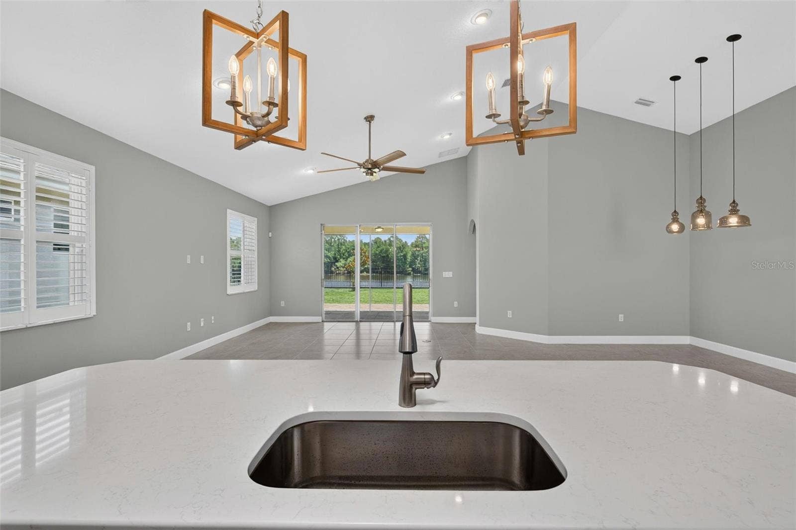 37 LAGOON WAY, Palm Coast, FL 32137 37 LAGOON WAY, Palm Coast, FL 32137