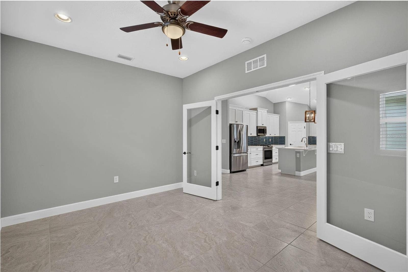 37 LAGOON WAY, Palm Coast, FL 32137 37 LAGOON WAY, Palm Coast, FL 32137