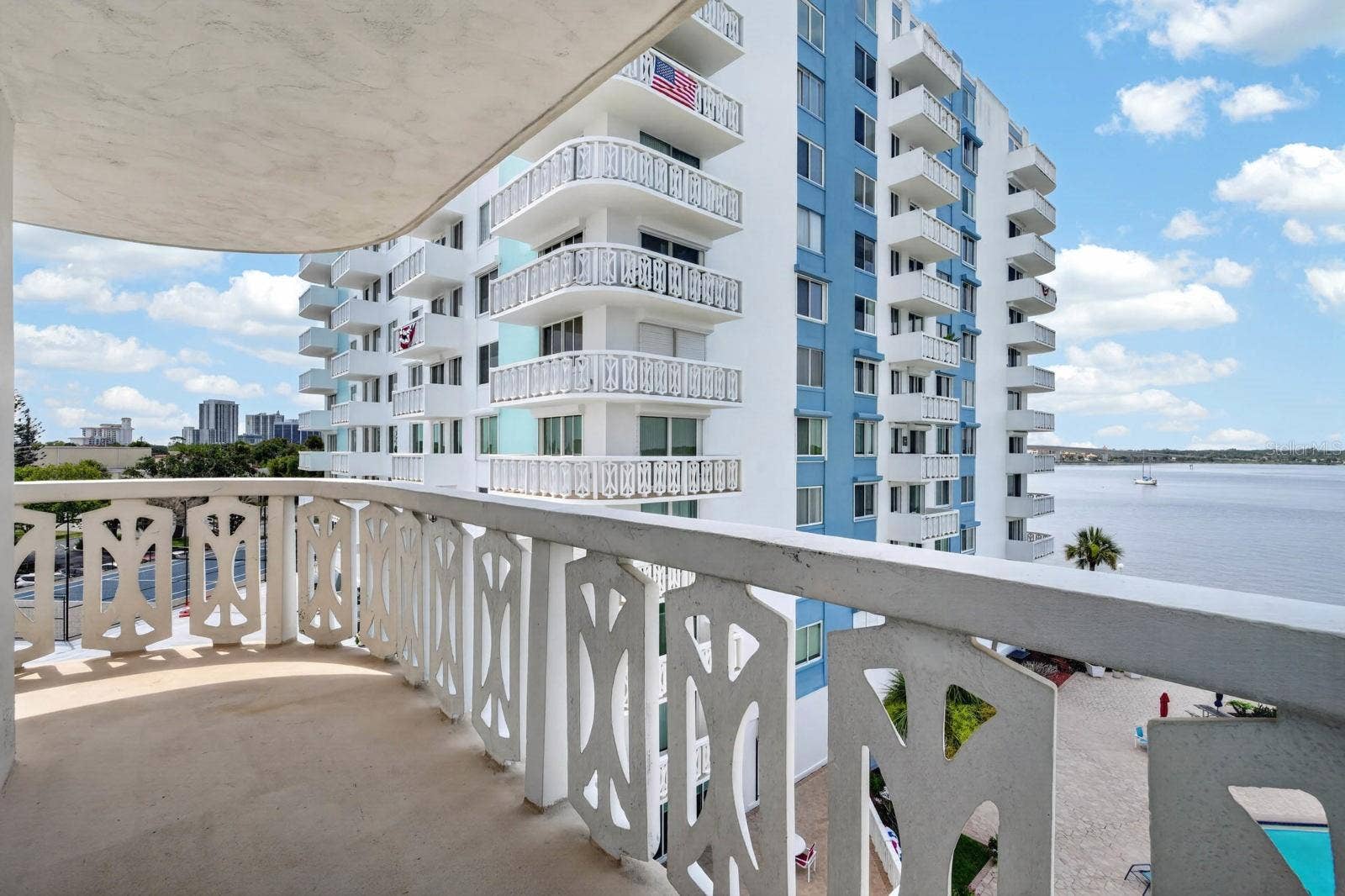 935 N HALIFAX AVENUE, #406, Daytona Beach, FL 32118 935 N HALIFAX AVENUE, #406, Daytona Beach, FL 32118
