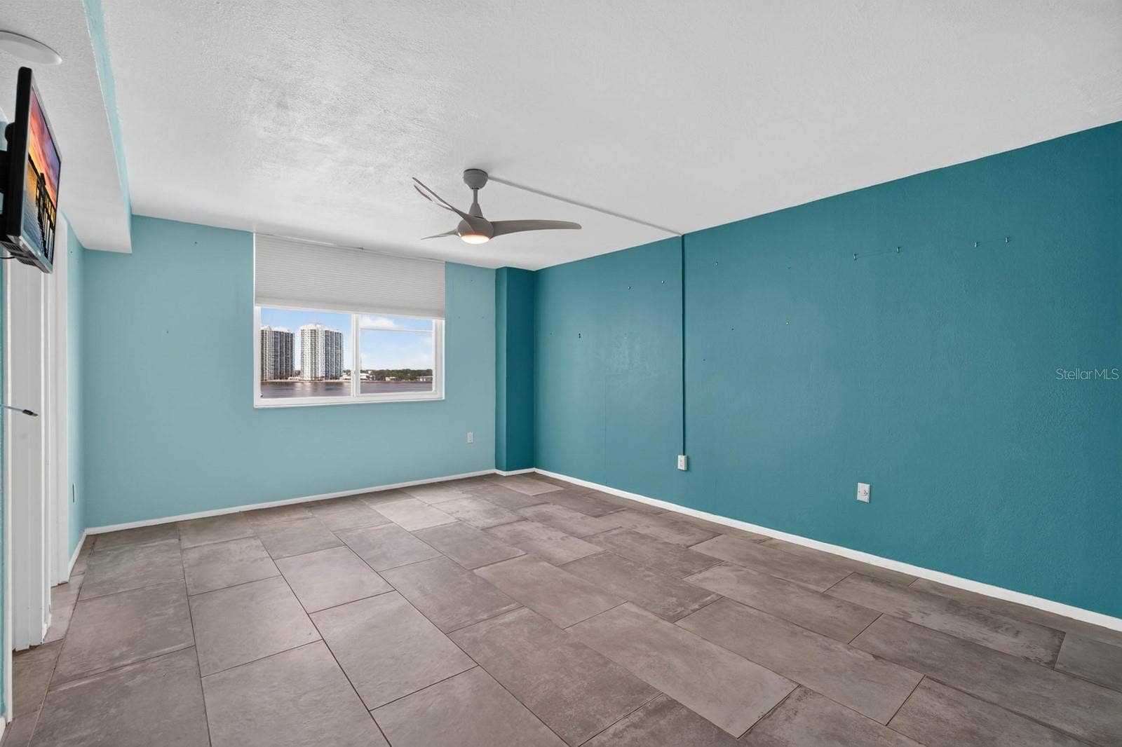 935 N HALIFAX AVENUE, #406, Daytona Beach, FL 32118 935 N HALIFAX AVENUE, #406, Daytona Beach, FL 32118