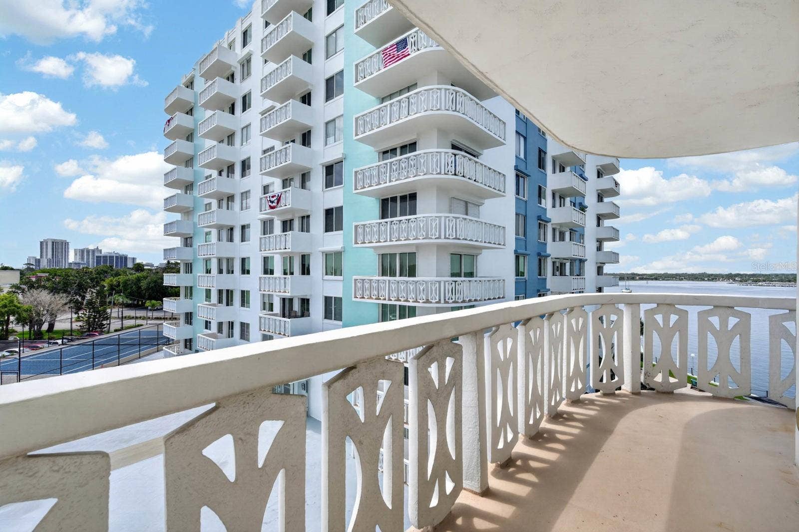 935 N HALIFAX AVENUE, #406, Daytona Beach, FL 32118 935 N HALIFAX AVENUE, #406, Daytona Beach, FL 32118