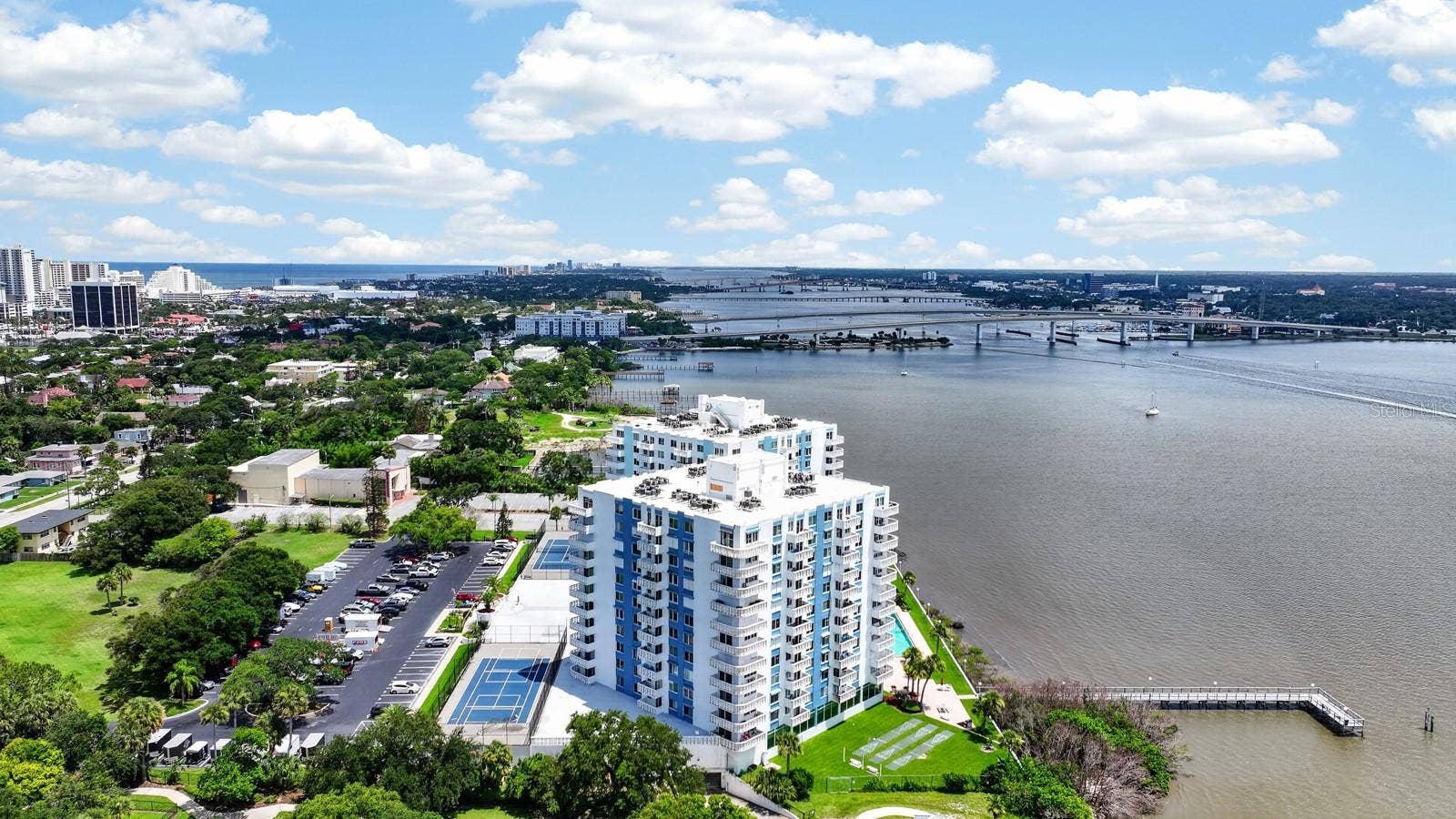 935 N HALIFAX AVENUE, #406, Daytona Beach, FL 32118 935 N HALIFAX AVENUE, #406, Daytona Beach, FL 32118