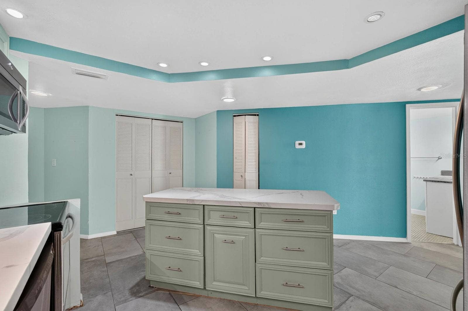 935 N HALIFAX AVENUE, #406, Daytona Beach, FL 32118 935 N HALIFAX AVENUE, #406, Daytona Beach, FL 32118