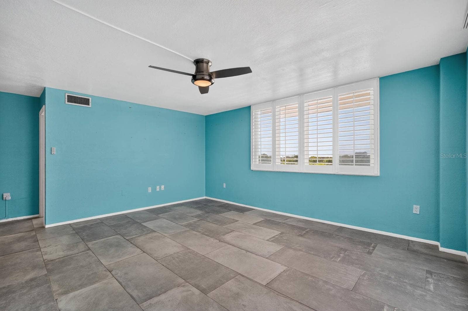 935 N HALIFAX AVENUE, #406, Daytona Beach, FL 32118 935 N HALIFAX AVENUE, #406, Daytona Beach, FL 32118