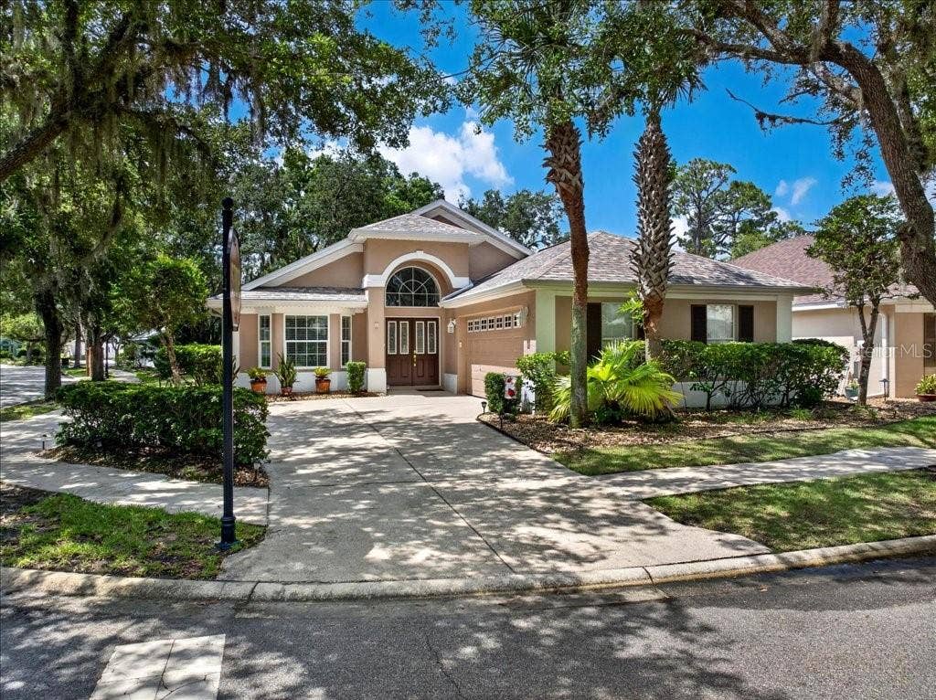 1 GLENEAGLES PLACE, Palm Coast, FL 32137 1 GLENEAGLES PLACE, Palm Coast, FL 32137