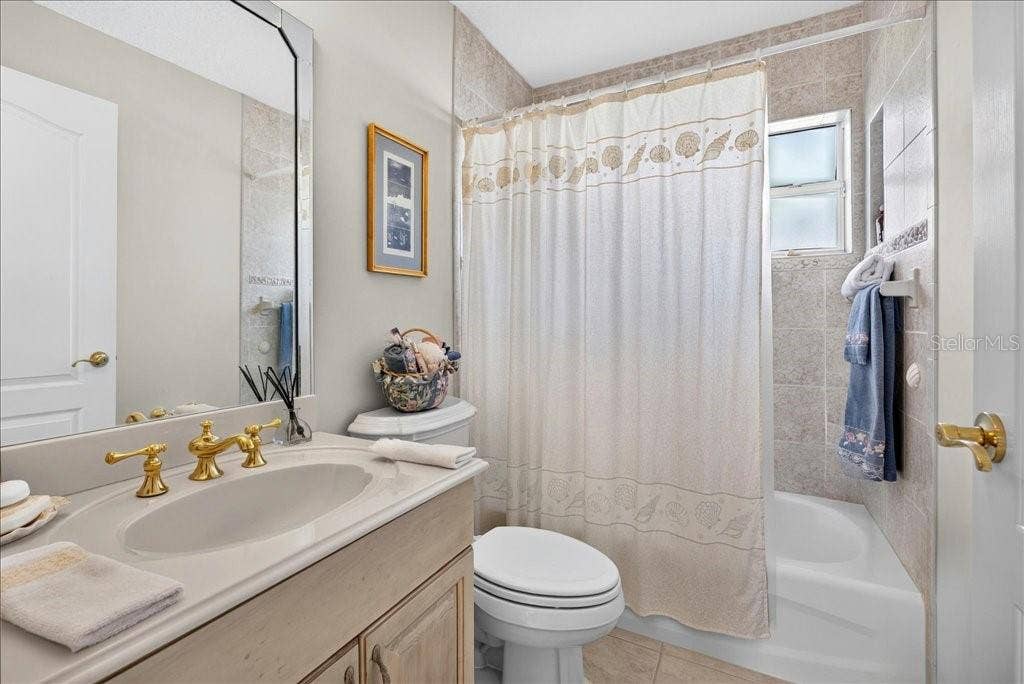 10 BEACHSIDE DRIVE, Palm Coast, FL 32137 10 BEACHSIDE DRIVE, Palm Coast, FL 32137