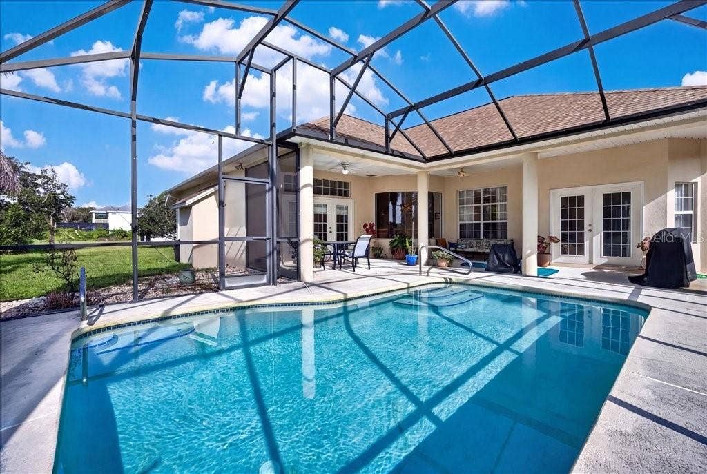 10 BEACHSIDE DRIVE, Palm Coast, FL 32137 10 BEACHSIDE DRIVE, Palm Coast, FL 32137