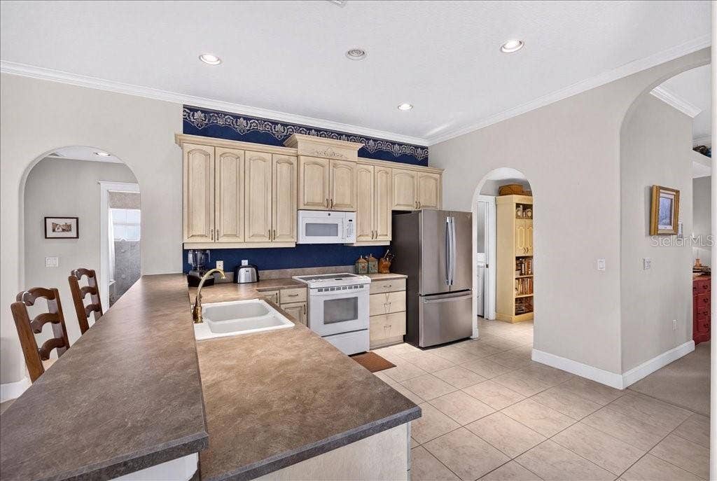 10 BEACHSIDE DRIVE, Palm Coast, FL 32137 10 BEACHSIDE DRIVE, Palm Coast, FL 32137