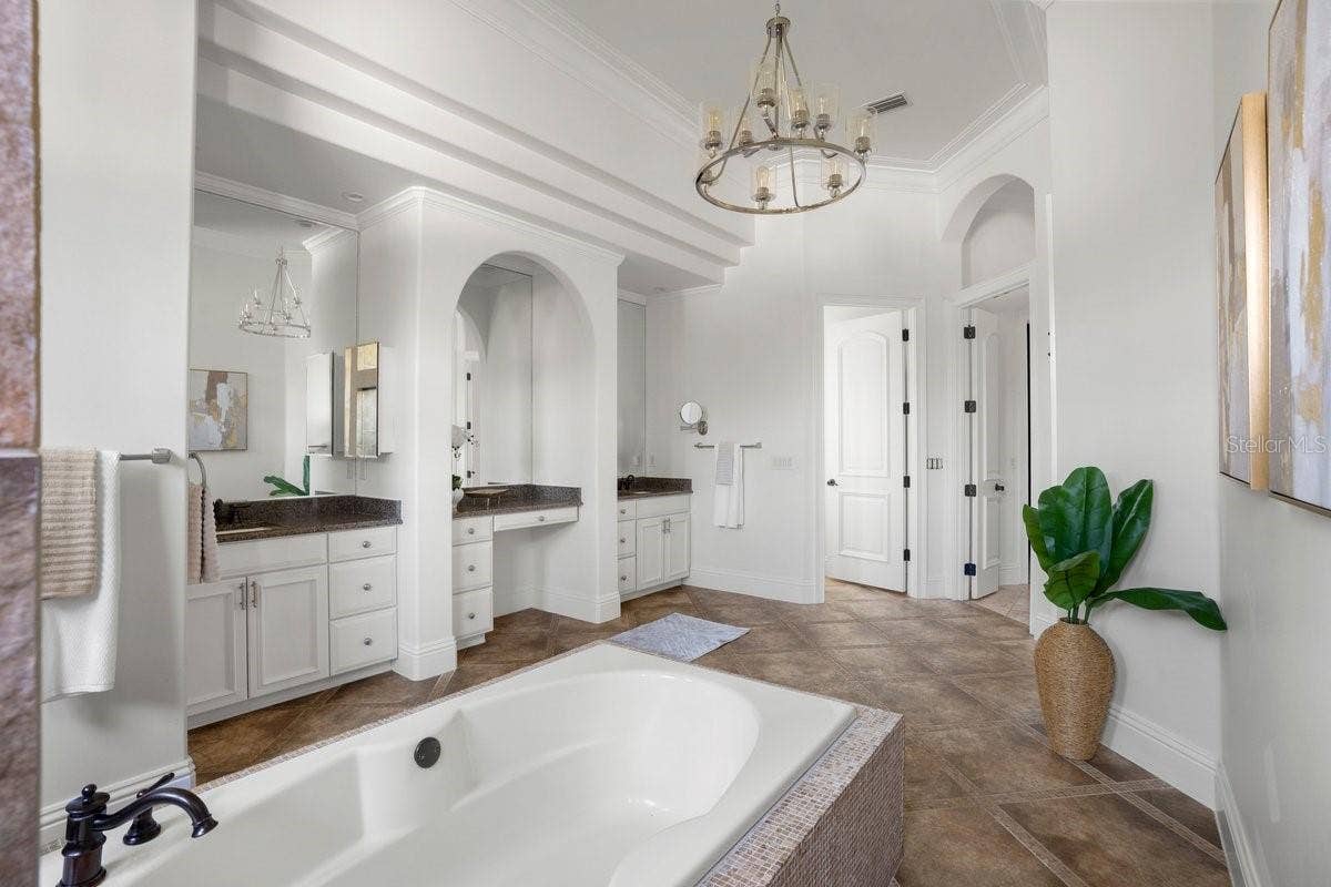 1342 REDBOURNE LANE, Ormond Beach, FL 32174 1342 REDBOURNE LANE, Ormond Beach, FL 32174