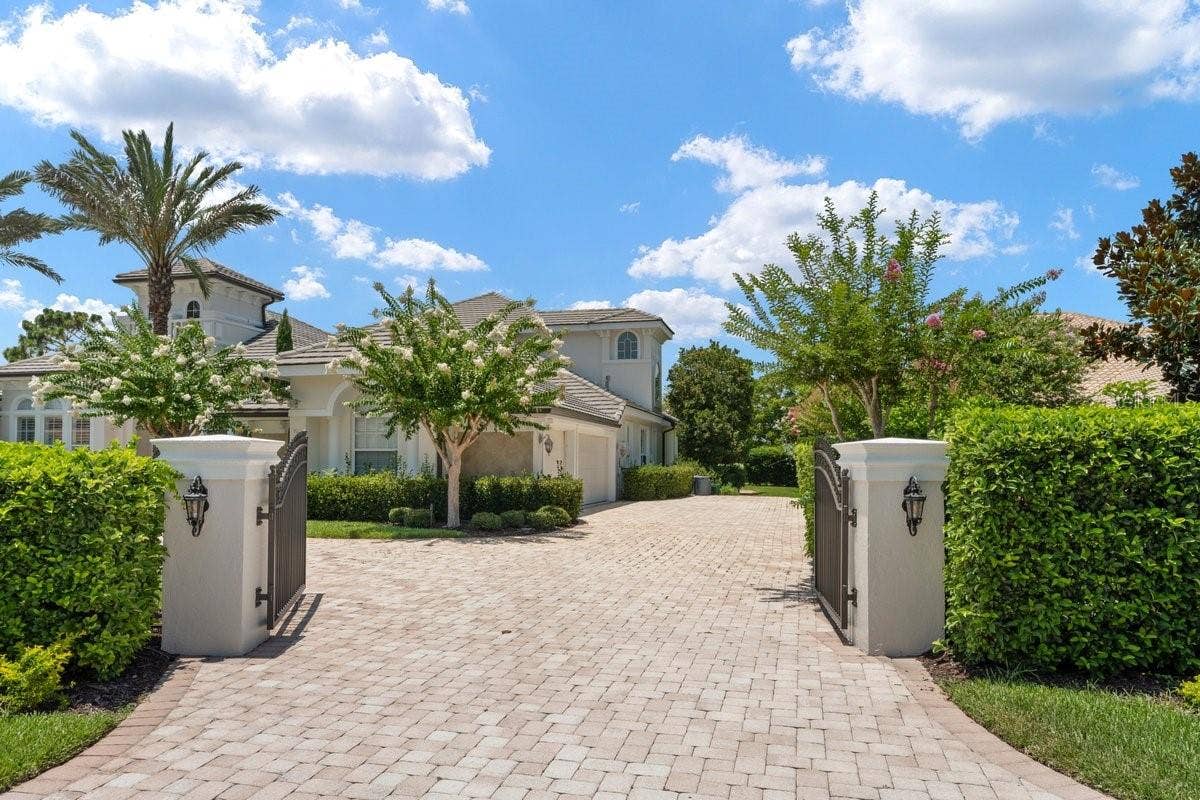 1342 REDBOURNE LANE, Ormond Beach, FL 32174 1342 REDBOURNE LANE, Ormond Beach, FL 32174