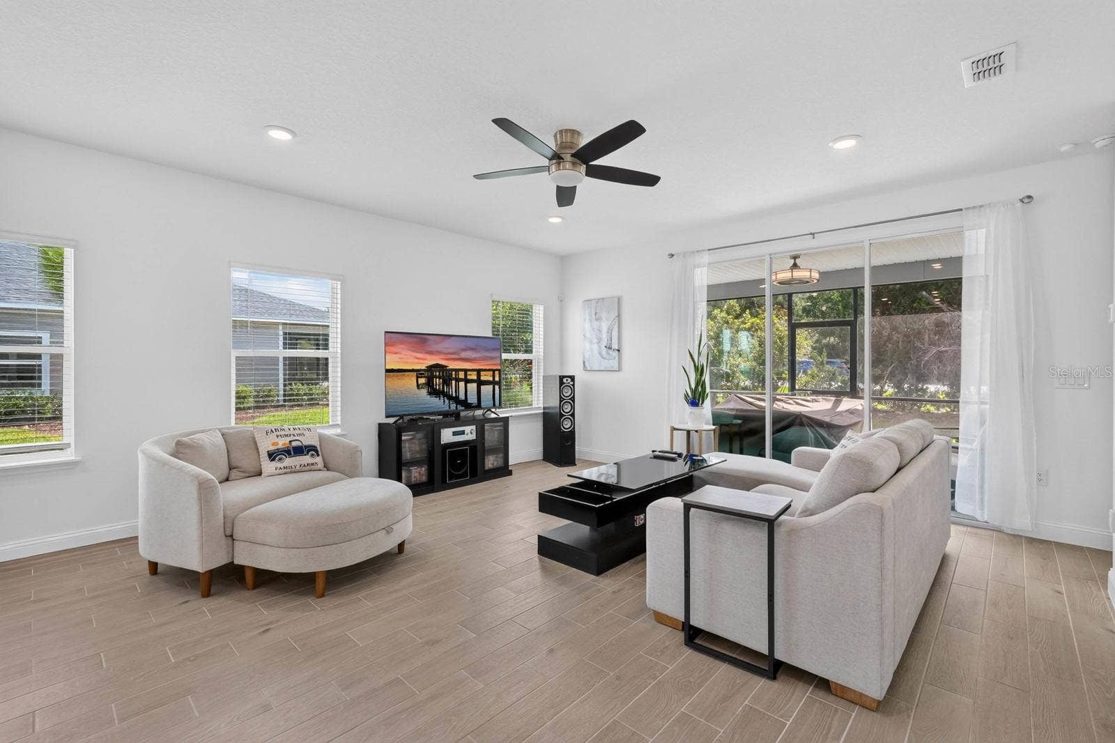2173 RAGLAN CIRCLE, Ormond Beach, FL 32174 2173 RAGLAN CIRCLE, Ormond Beach, FL 32174