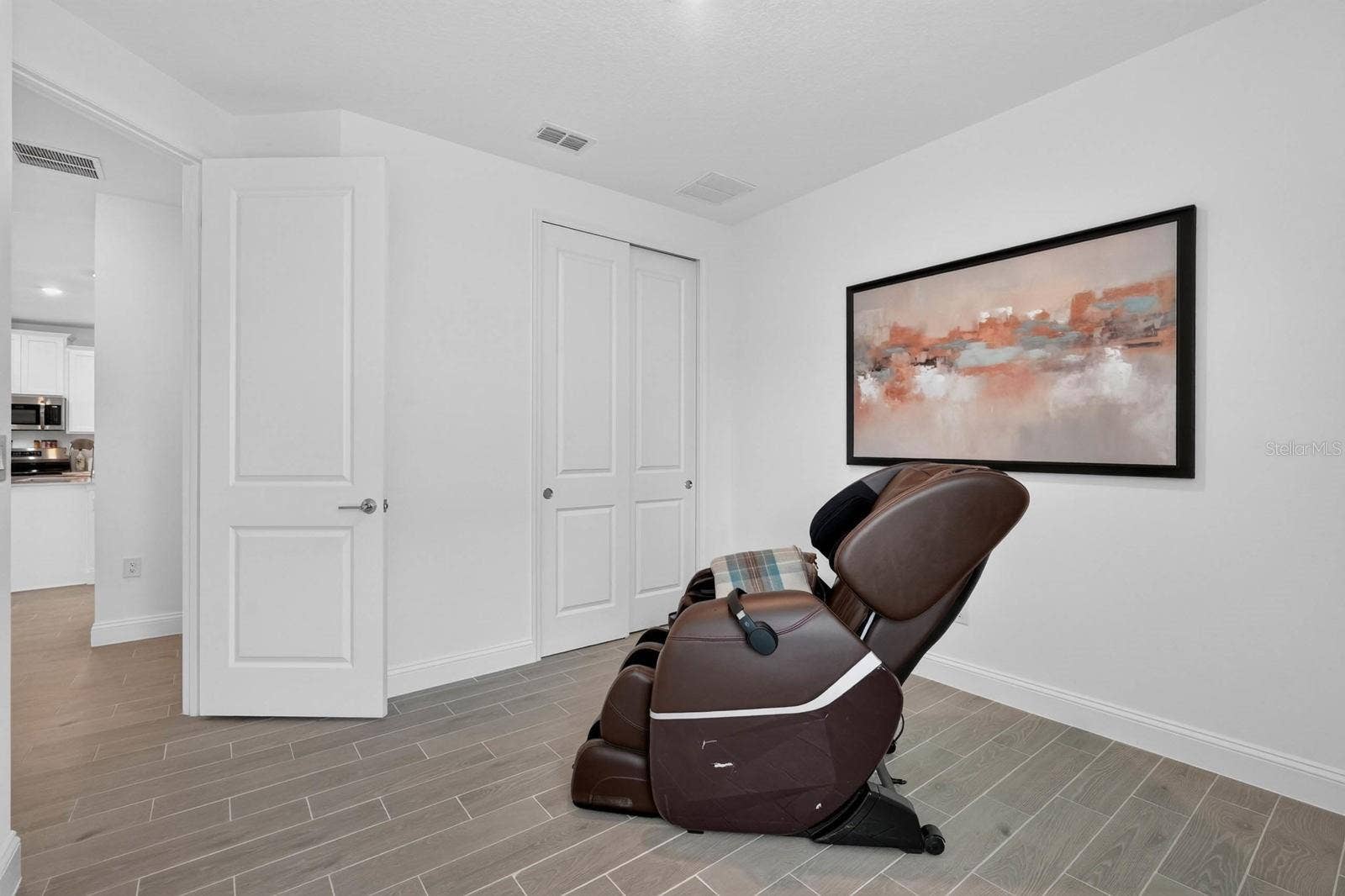 2173 RAGLAN CIRCLE, Ormond Beach, FL 32174 2173 RAGLAN CIRCLE, Ormond Beach, FL 32174