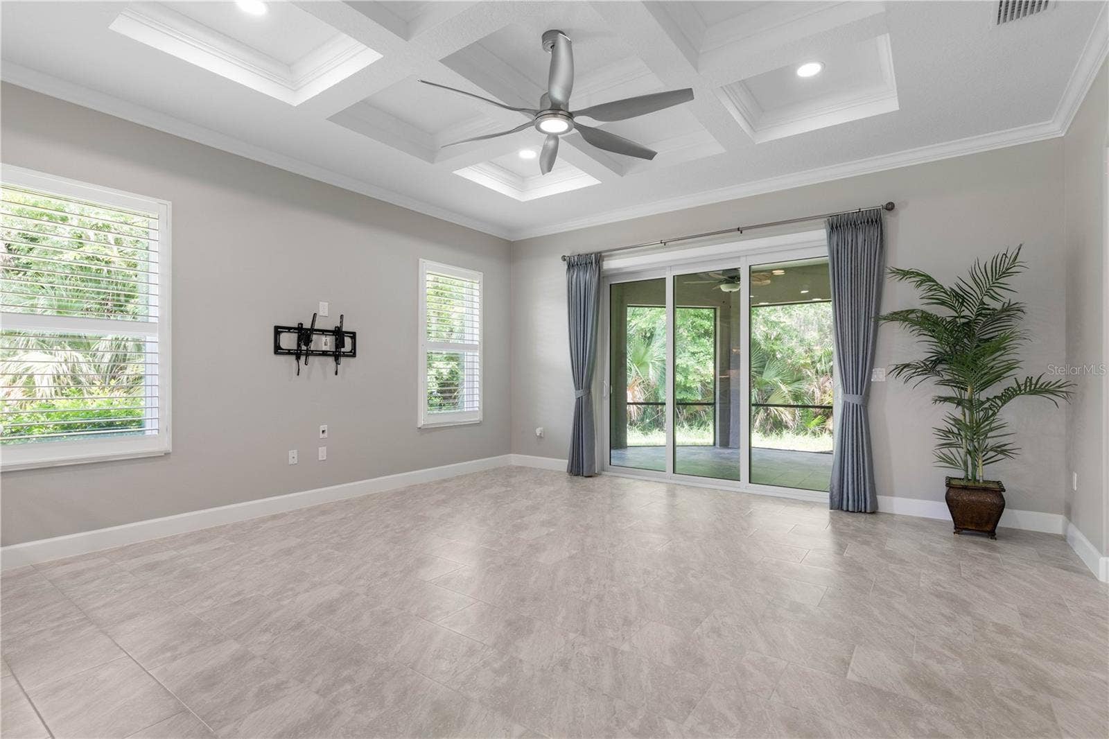 41 RIVERVIEW BEND N, Palm Coast, FL 32137 41 RIVERVIEW BEND N, Palm Coast, FL 32137