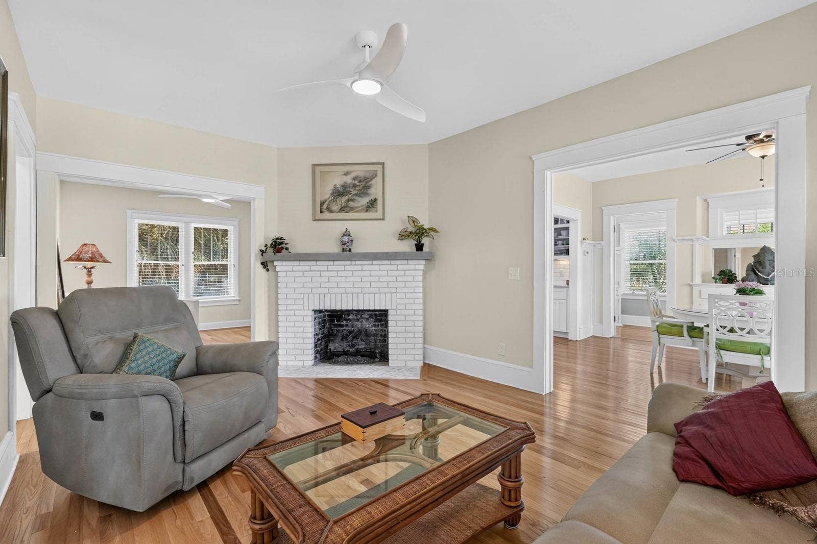 220 RIVERVIEW BOULEVARD, Daytona Beach, FL 32118 220 RIVERVIEW BOULEVARD, Daytona Beach, FL 32118