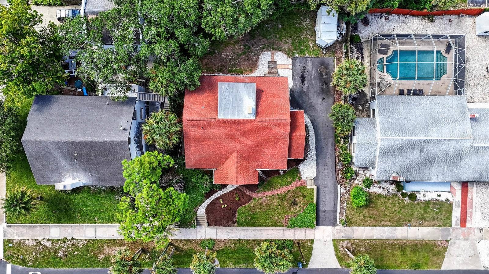 220 RIVERVIEW BOULEVARD, Daytona Beach, FL 32118 220 RIVERVIEW BOULEVARD, Daytona Beach, FL 32118
