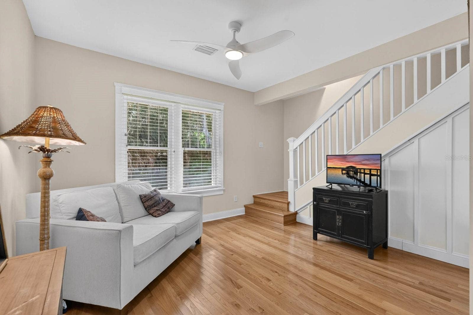 220 RIVERVIEW BOULEVARD, Daytona Beach, FL 32118 220 RIVERVIEW BOULEVARD, Daytona Beach, FL 32118