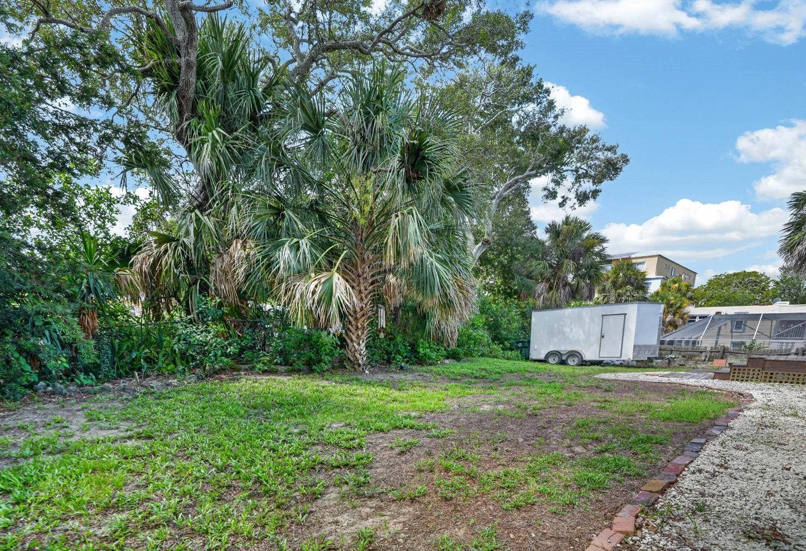 220 RIVERVIEW BOULEVARD, Daytona Beach, FL 32118 220 RIVERVIEW BOULEVARD, Daytona Beach, FL 32118