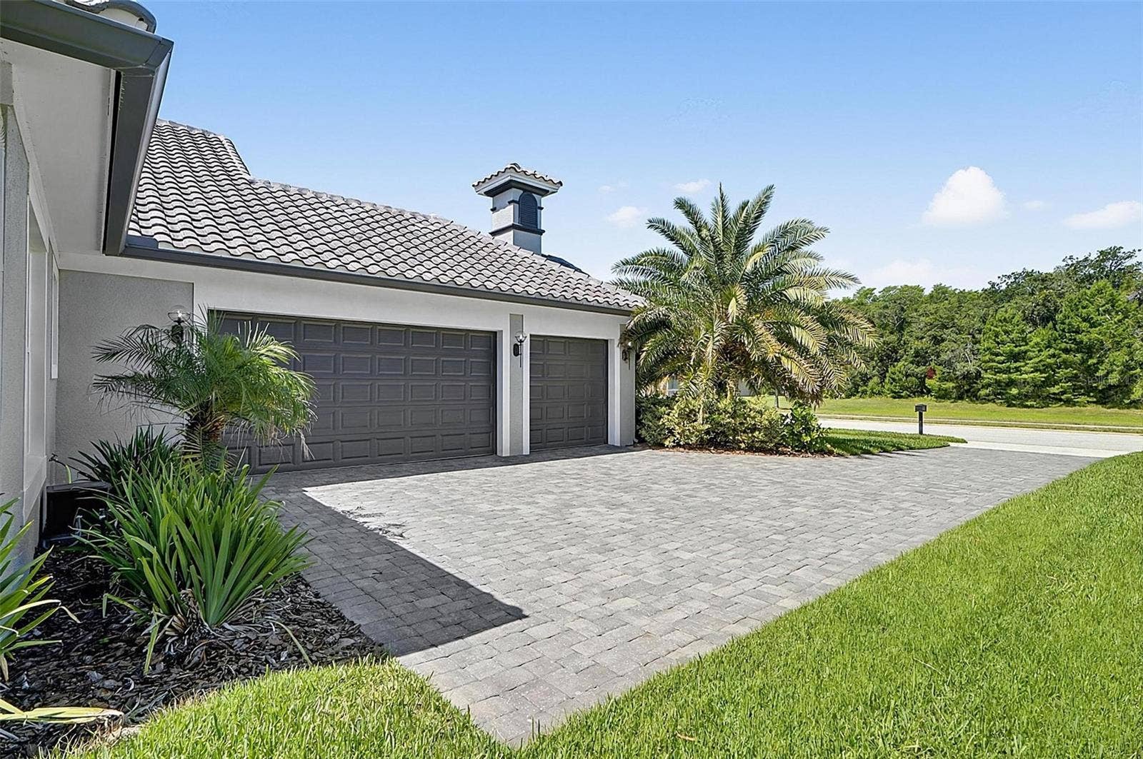 38 NEW LEATHERWOOD DRIVE, Palm Coast, FL 32137