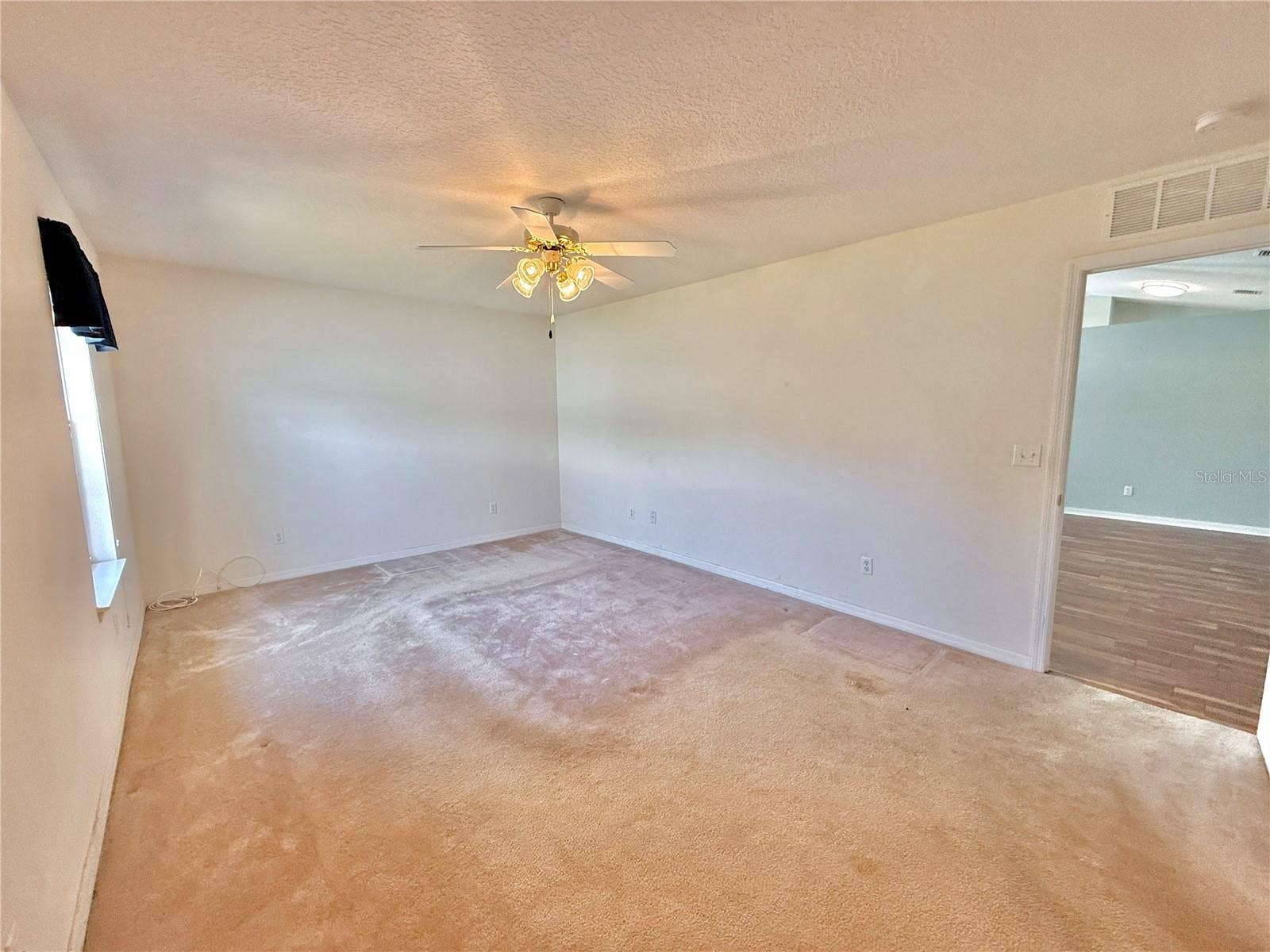 12 EASTMOOR LANE, Palm Coast, FL 32164 12 EASTMOOR LANE, Palm Coast, FL 32164