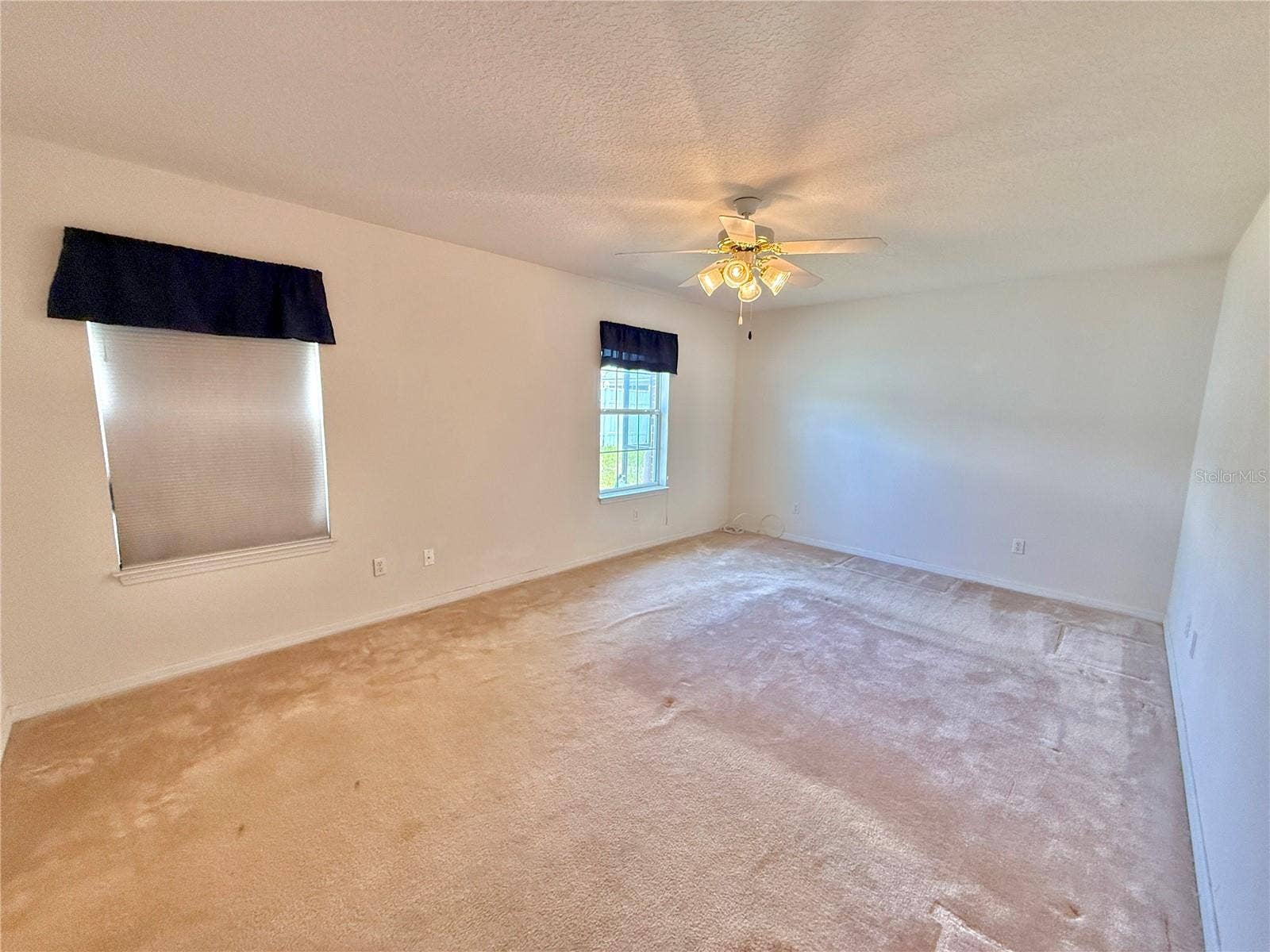 12 EASTMOOR LANE, Palm Coast, FL 32164 12 EASTMOOR LANE, Palm Coast, FL 32164