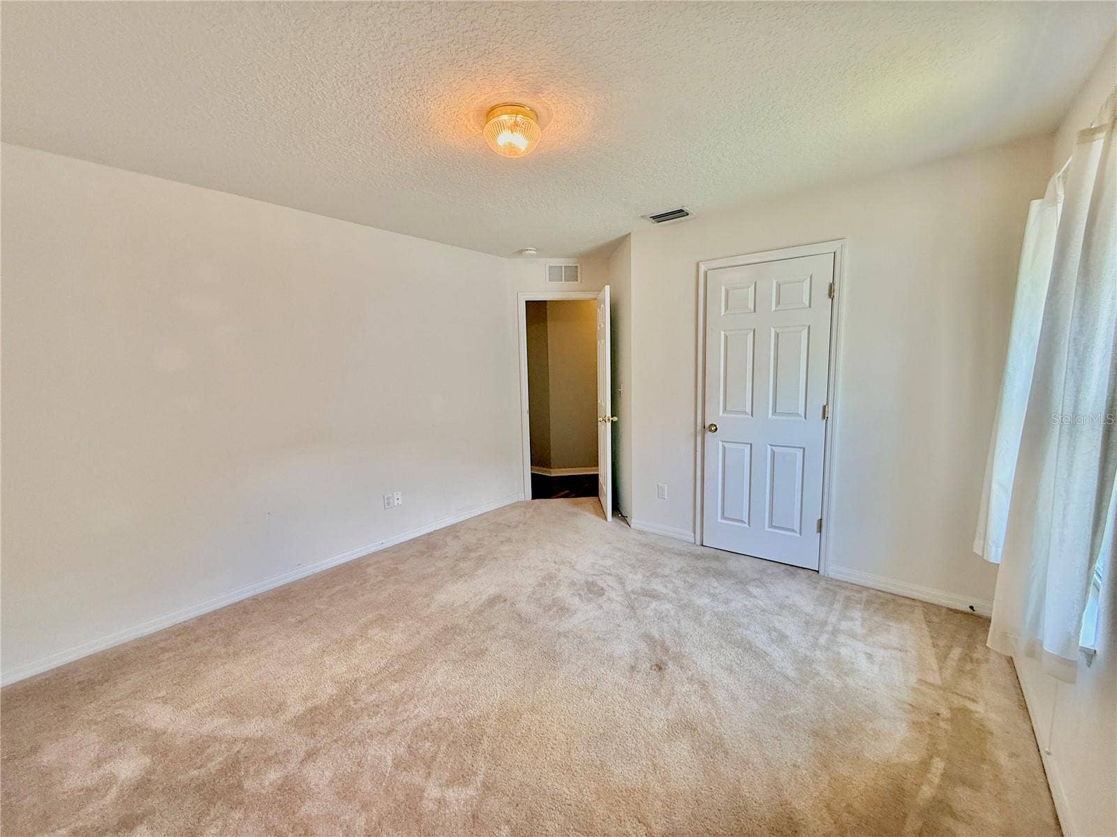 12 EASTMOOR LANE, Palm Coast, FL 32164 12 EASTMOOR LANE, Palm Coast, FL 32164