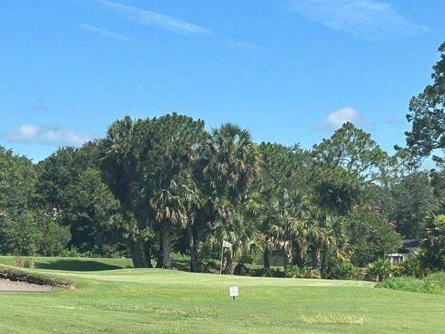 5 FAIRFAX COURT, Palm Coast, FL 32164 5 minutes to Pine Lakes Golf Course